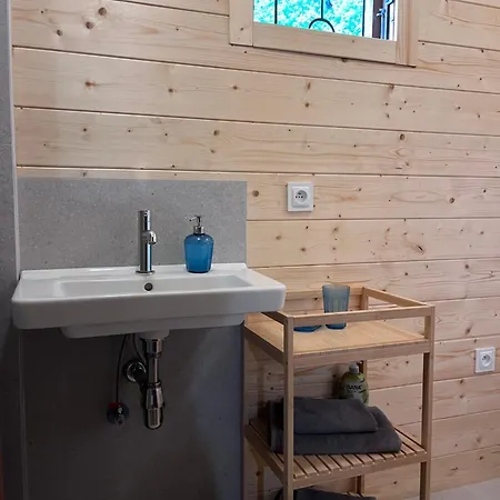 Drewniany Bb Nad Rzeka Alojamento de Turismo Selvagem