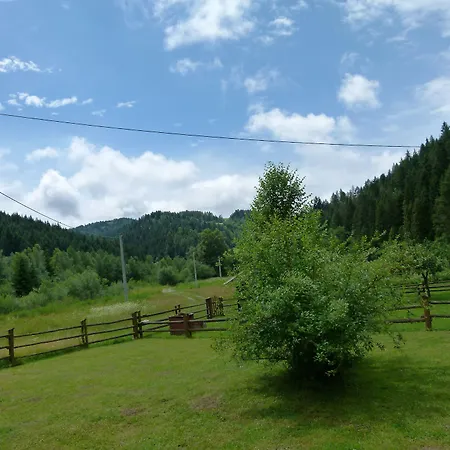 Drewniany Bb Nad Rzeka *