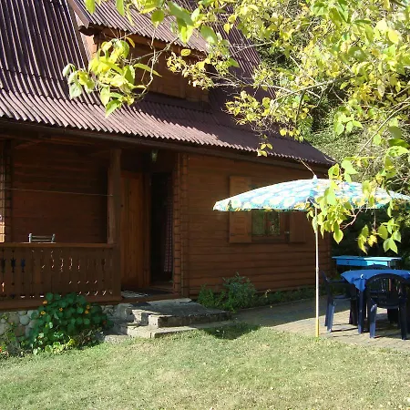 Drewniany Bb Nad Rzeka Hytte