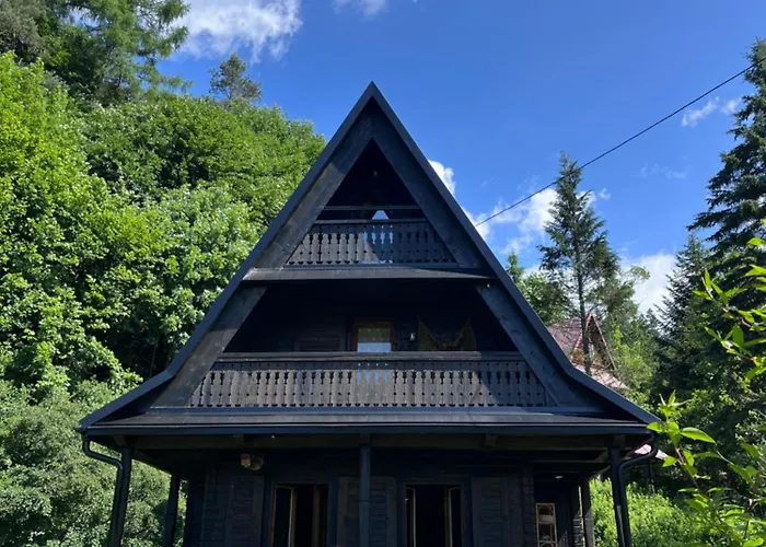 Drewniany Bb Nad Rzeką Powrożnik